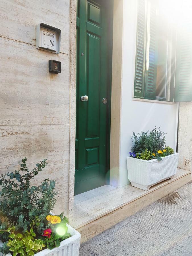 Apartment Rent Casa Almika Бари Екстериор снимка